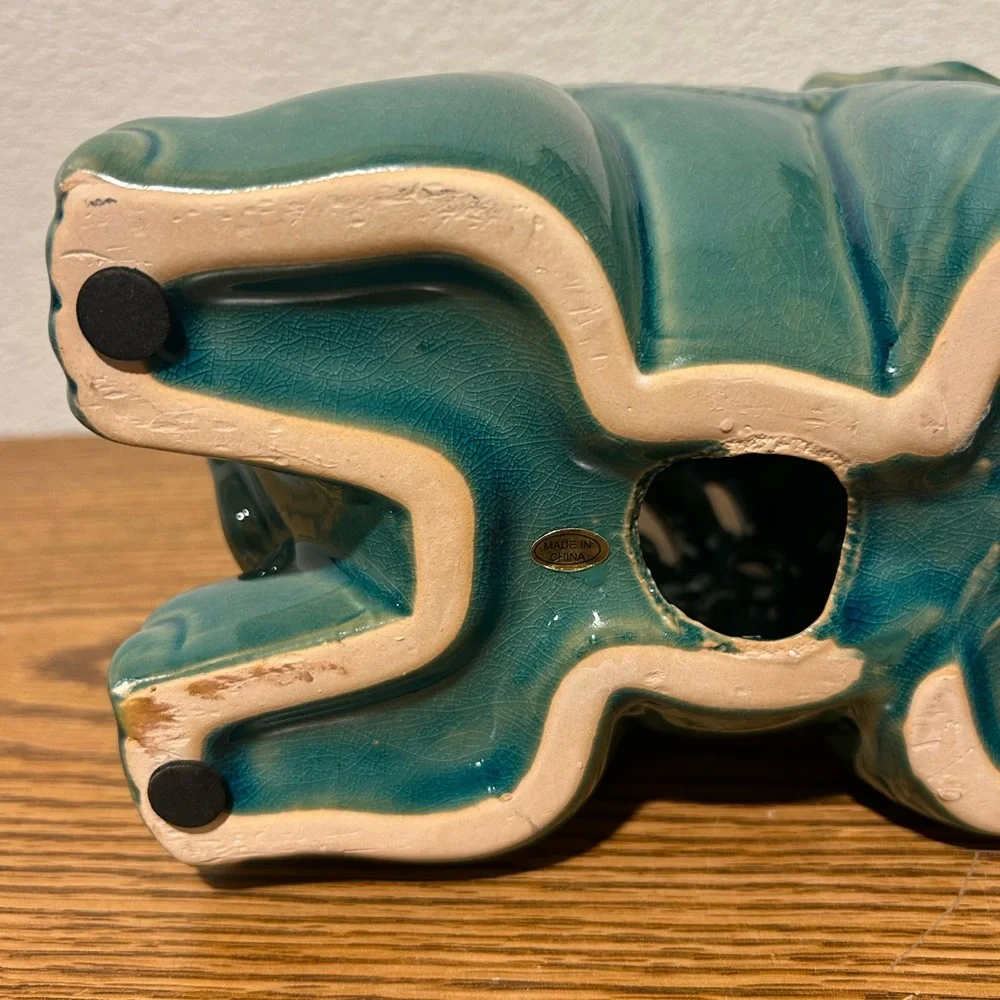 Teal Ceramic Open Fretwork Good Luck Elephant Figurine - Picture 9 of 13